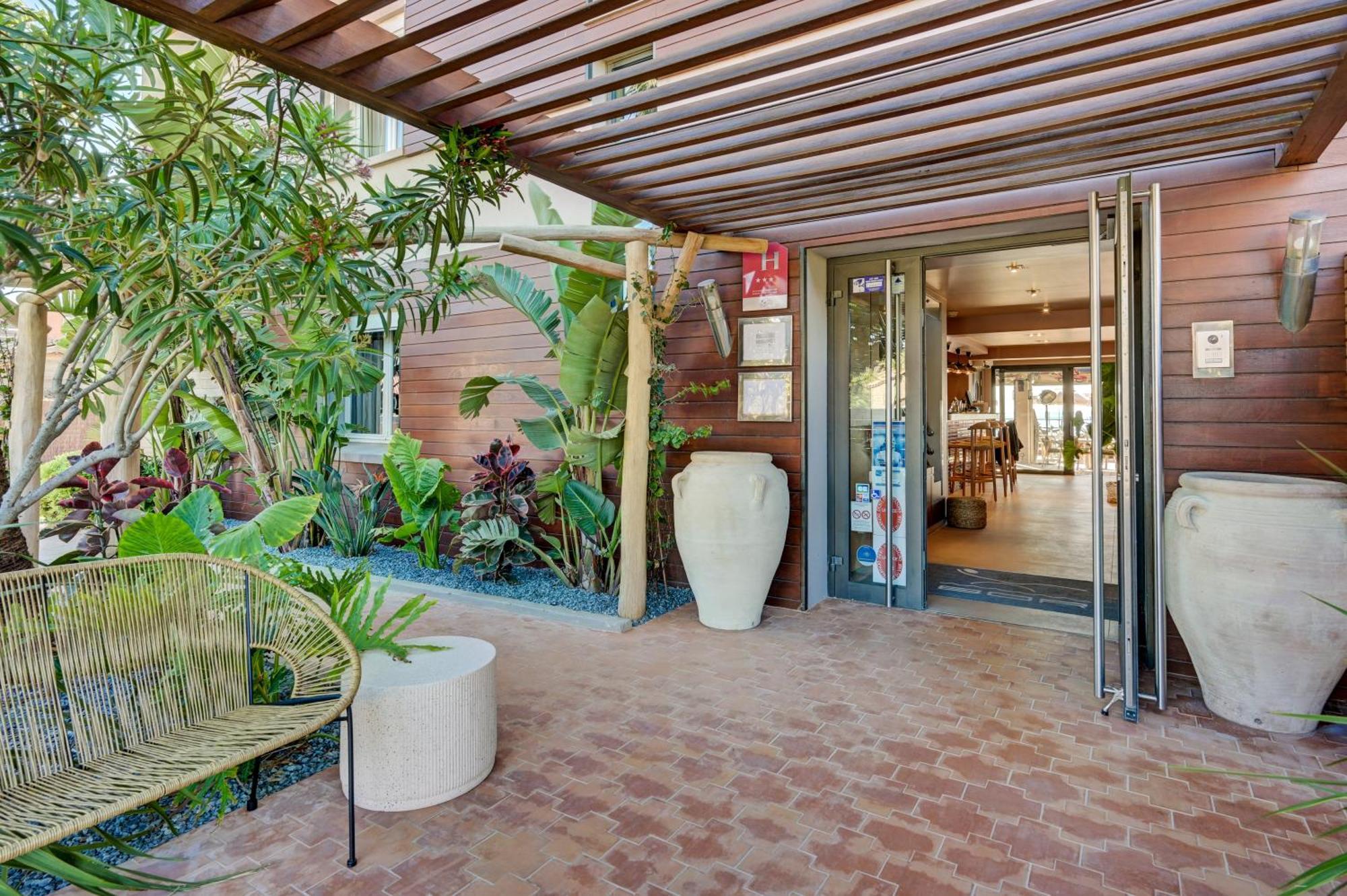 Hotel Bor Hyères Zewnętrze zdjęcie